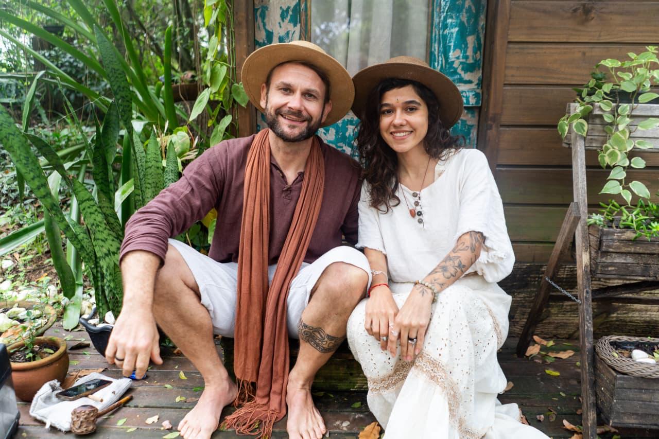 Renata e Luiz ÃNKA, condutores da cerimônia